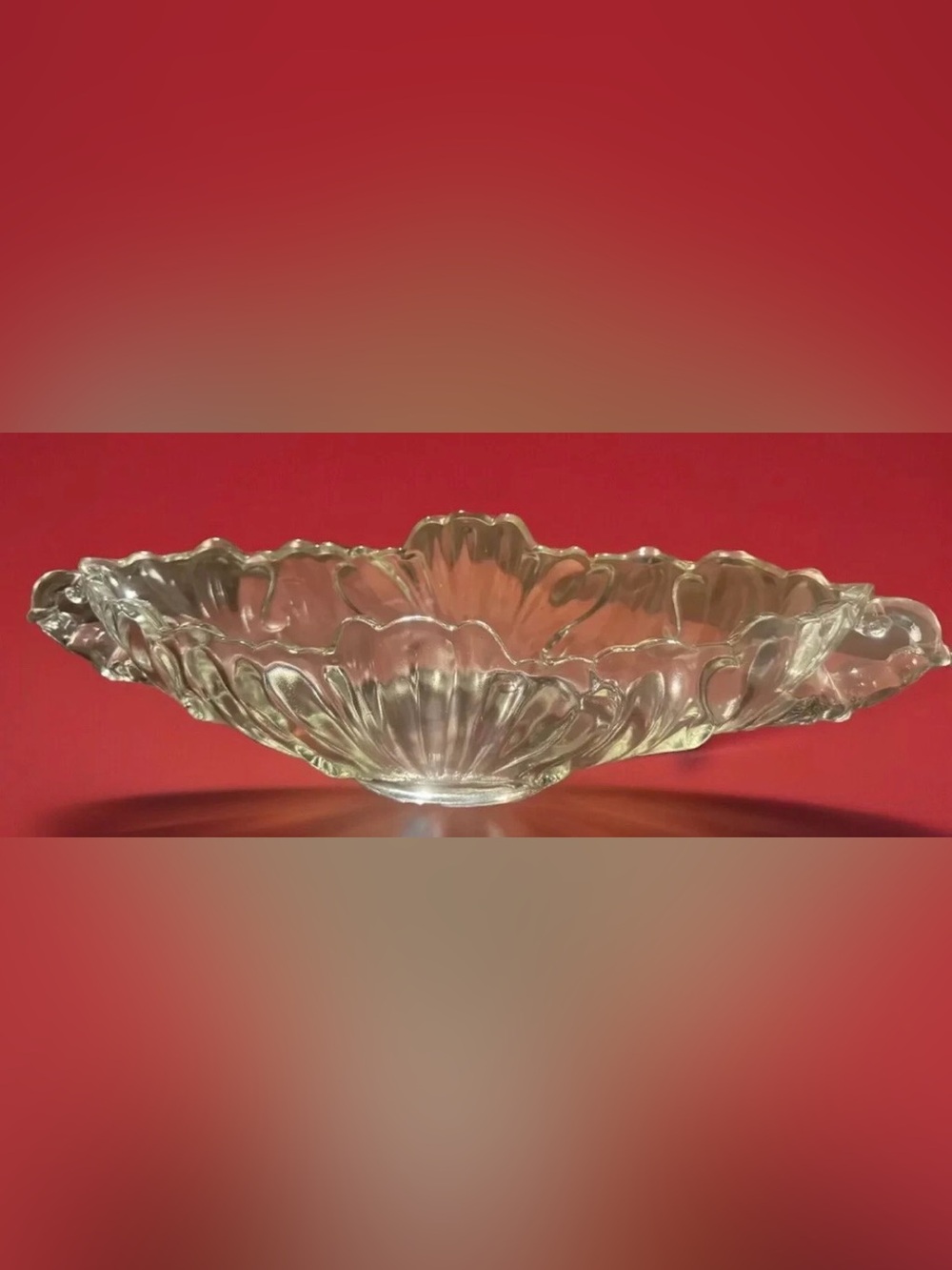 Vintage Large Gondola Jeannette Clear Glass Display Piece